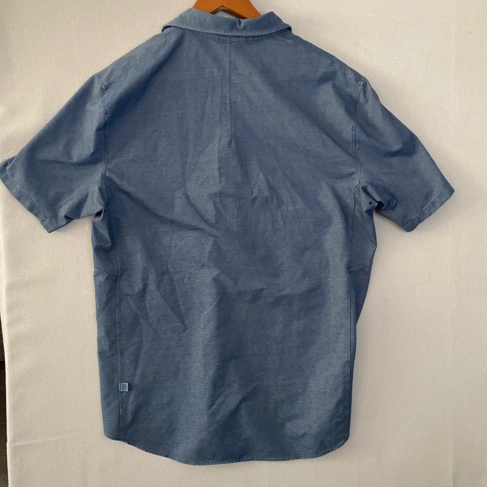 Lululemon Mens Short Sleeve Button Down Shirt Blue Heathered Tech Polo M - Picture 3 of 10